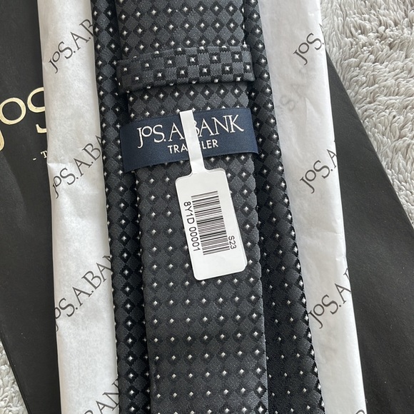 Men’s Tie, black/grey with dot pattern, Jos. A Bank, NWT - Picture 3 of 3
